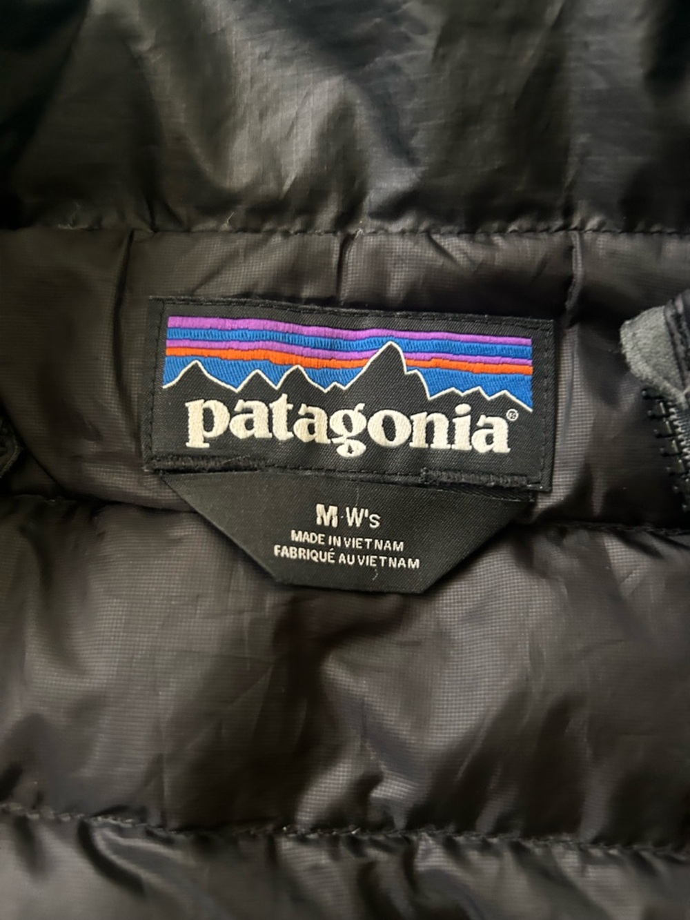Patagonia Women's Puffer Vest - Picture 3 of 4